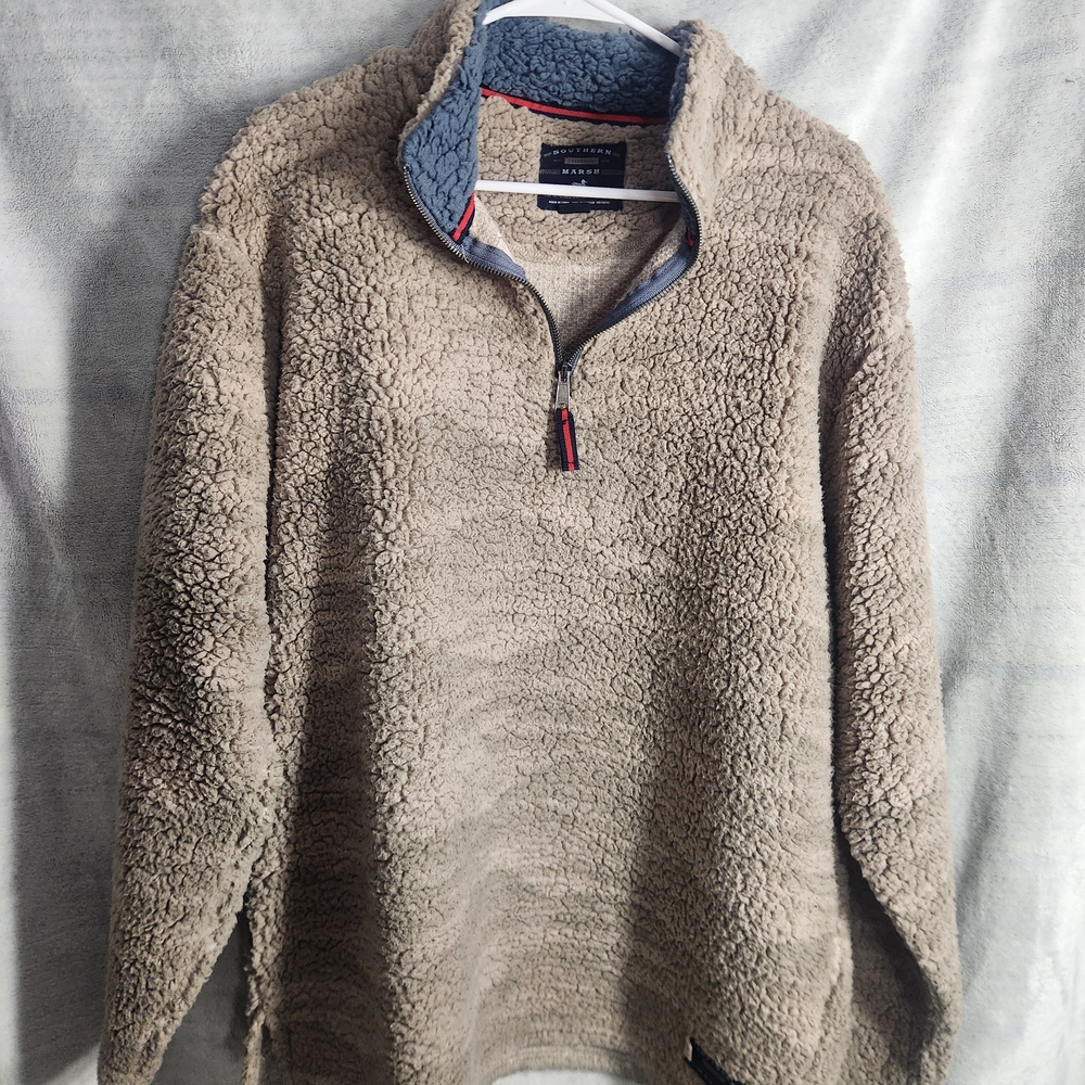 Southern Marsh Men's Taupe Sherpa Half-Zip with Navy Trim Accents